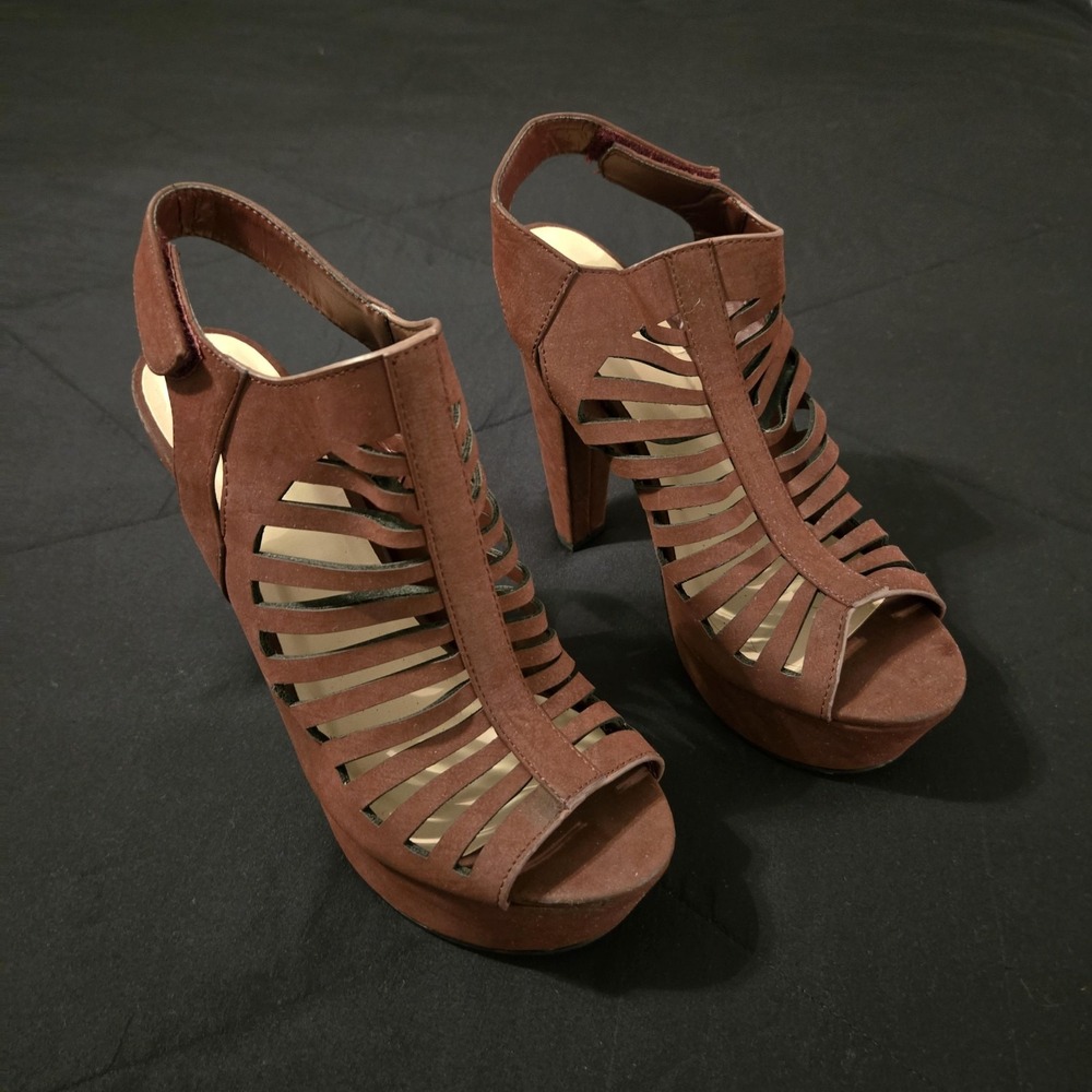 Speed Limit 98 Sandals Womens Size 11 Brown Suede Slingback Cutout Block Heel
